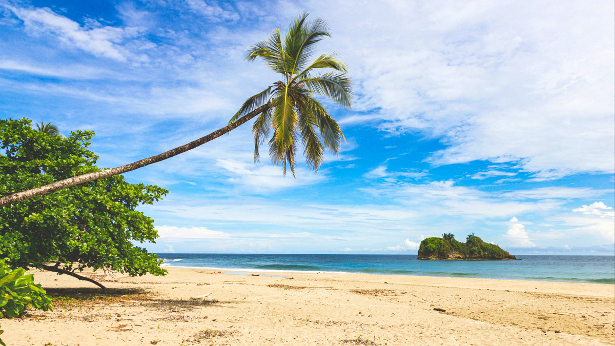 Explore the Beautiful Beaches of Costa Rica ⋆ Gen-X Luxe Travel